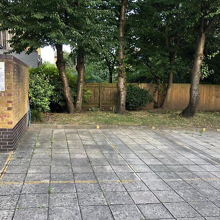 Cosy 2 Bedroom Flat In Manor House London Kültér fotó